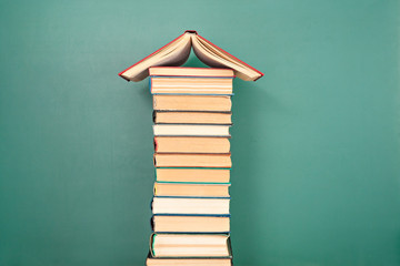 关于国家富强而奋斗杰出人物故事的手抄报 童话故事的手抄报