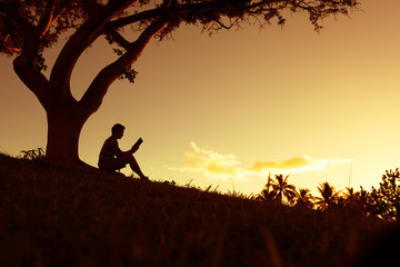 上个星期六天气很好用英语怎么说