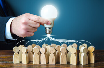 龙岗东珠学校学费多少