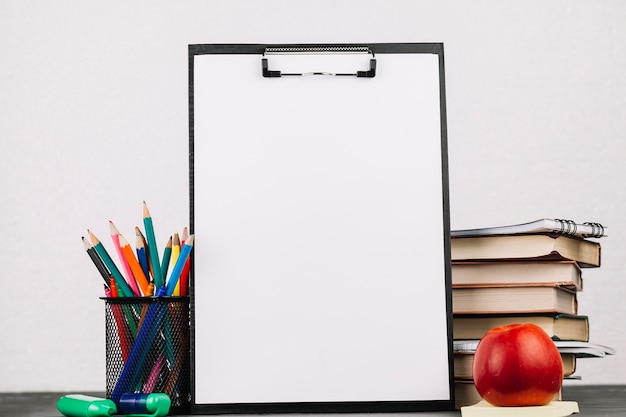 上个星期六天气很好用英语怎么说